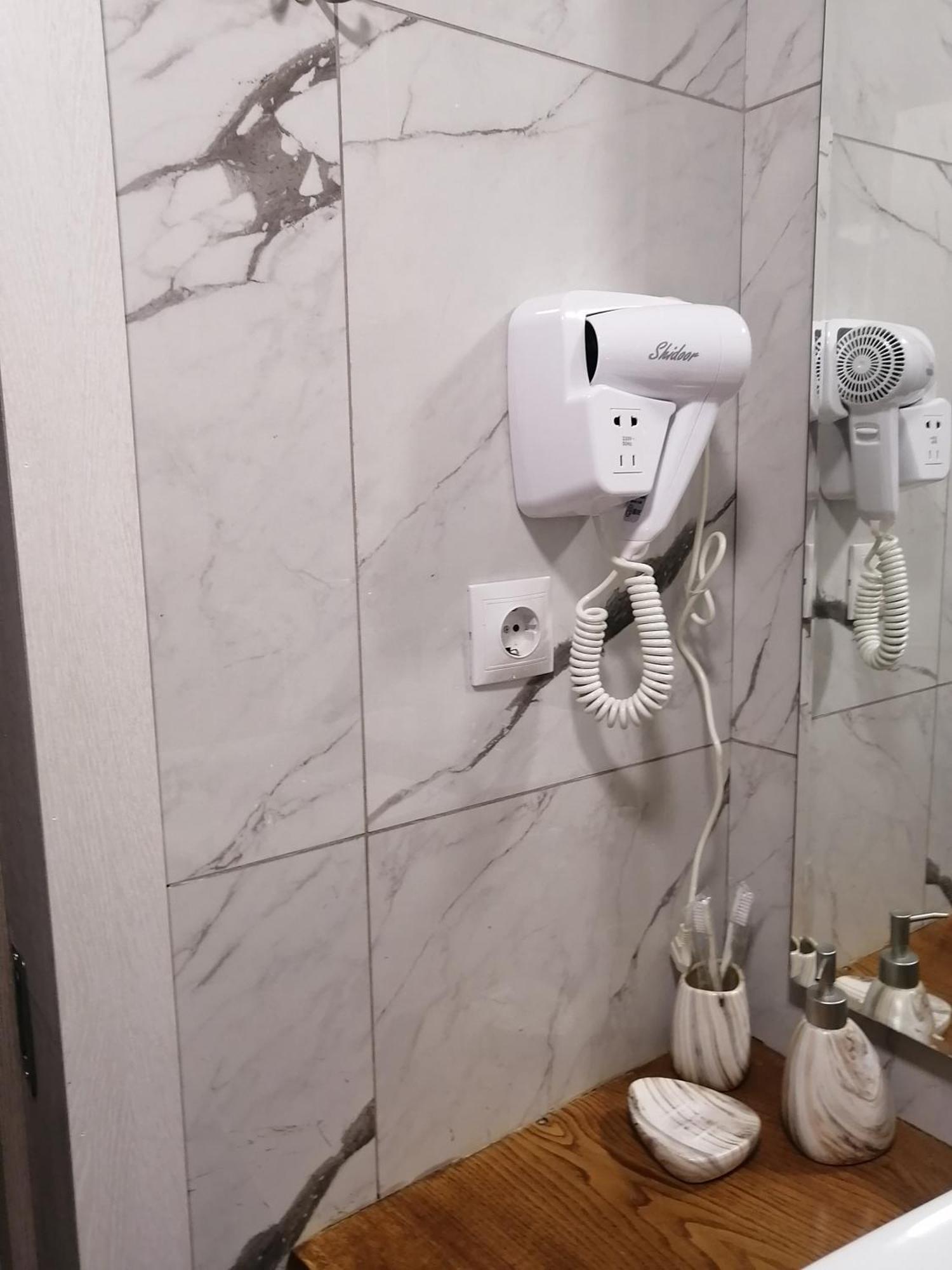 Luxin Hotel Tbilisi Ngoại thất bức ảnh