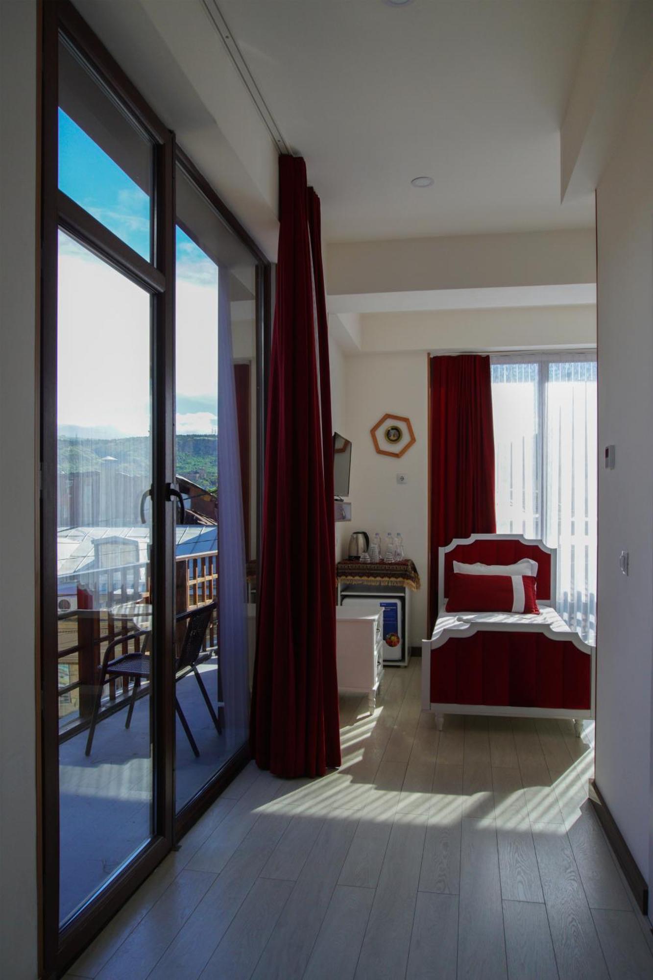 Luxin Hotel Tbilisi Ngoại thất bức ảnh